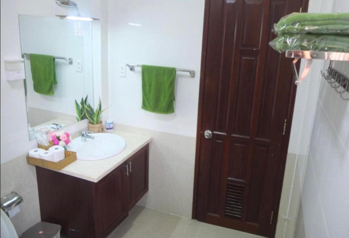 Lucky Homestay Sai Gon Airport & Gan Benh Vien 175 Ho Chi Minh City Bagian luar foto